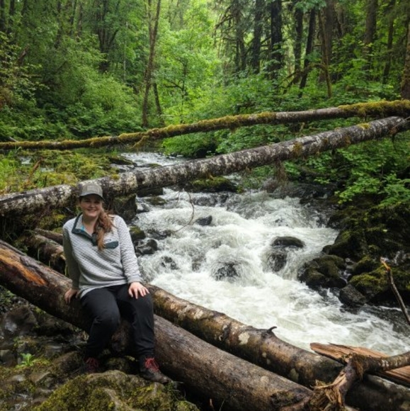 Meet your Posher, Rebekah - Picture 4 of 5